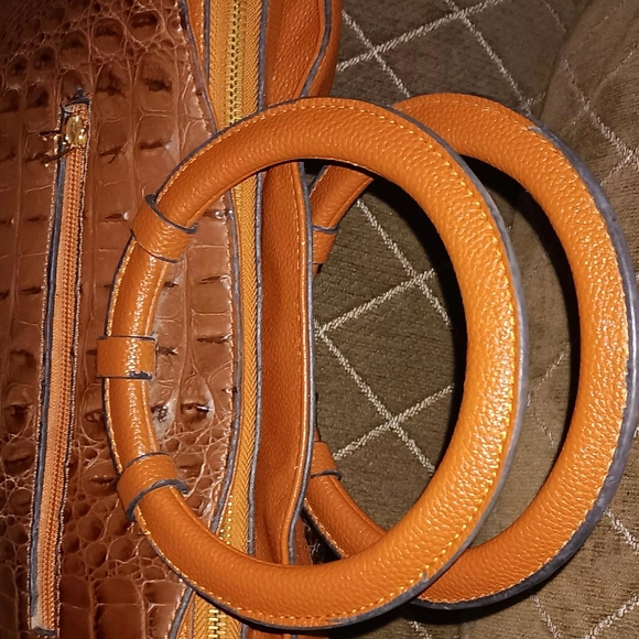 NWOT CROC EMBOSSED PURSE - Picture 4 of 4